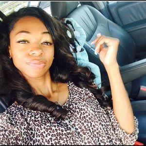 Meet your Posher, Jessica