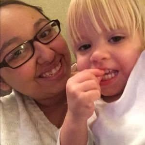 Meet your Posher, Cassandra