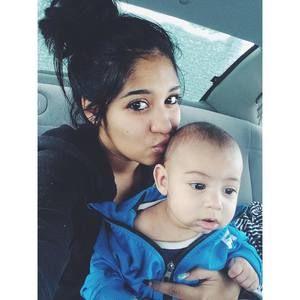 Meet your Posher, Connie