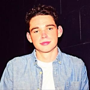 Meet your Posher, Philip