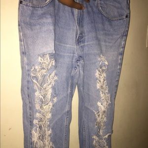 High waisted vintage ripped jeans