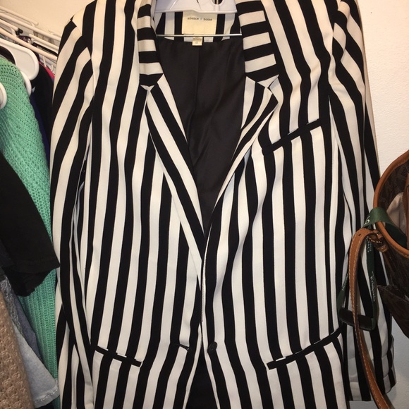 Striped blazer medium