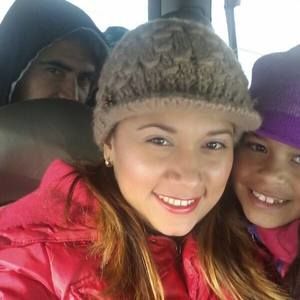 Meet your Posher, Yuneiry