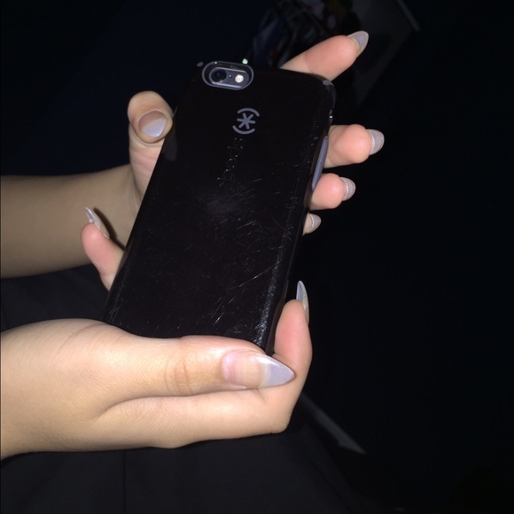 iPhone 6s - Picture 3 of 3