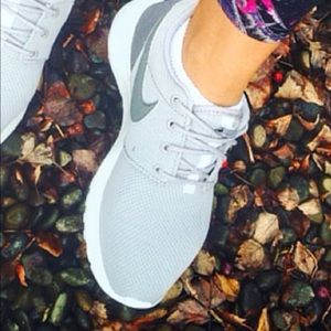 Meet your Posher, lex