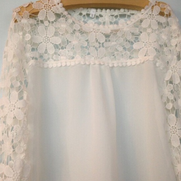 Beautiful White Crochet Top - Picture 2 of 4