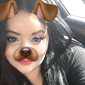 Meet your Posher, Yvette