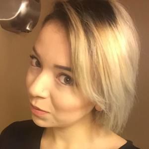 Meet your Posher, Vanessa