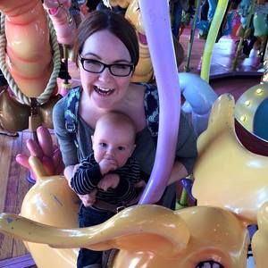 Meet your Posher, Crystal