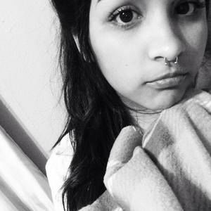 Meet your Posher, Abigail