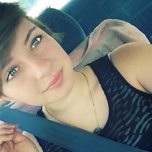 Meet your Posher, Amandaa