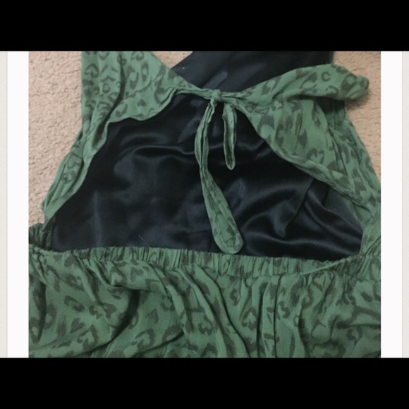 Cute H&M summer dress. - Picture 2 of 2