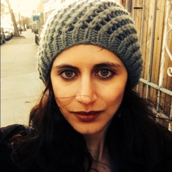 Meet your Posher, Maria
