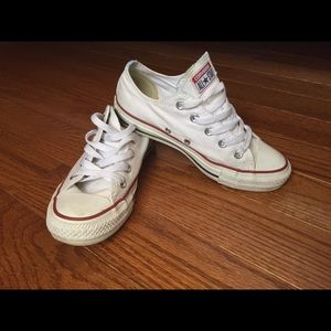 Women's white converse