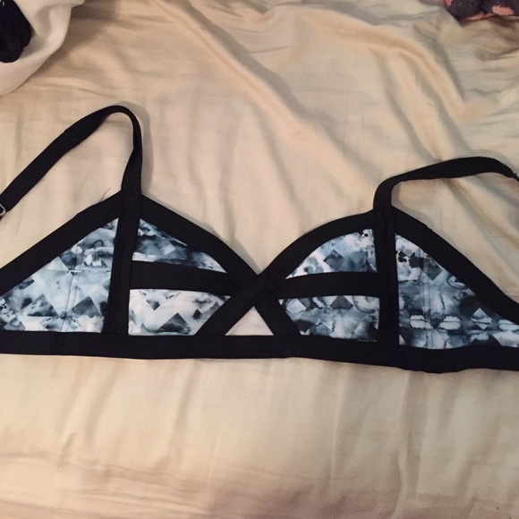 Swim top!