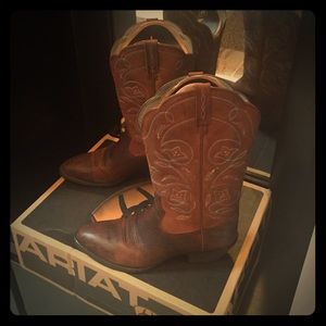 Ariat Cowgirl Boots
