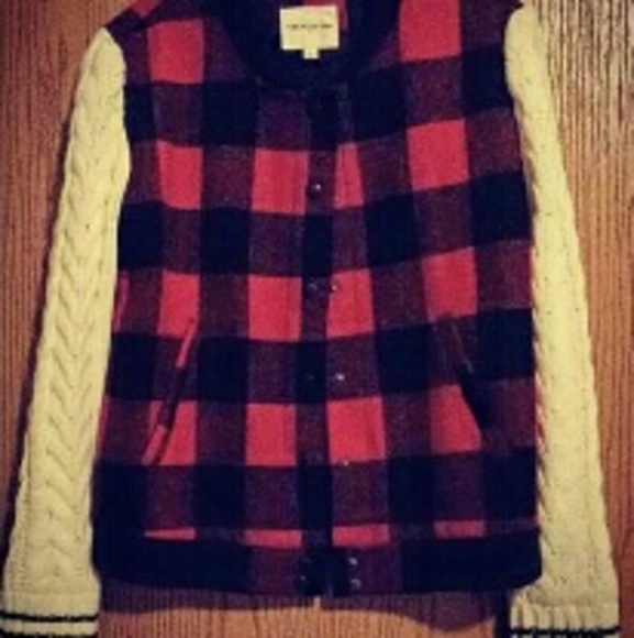 Adorable plaid jacket