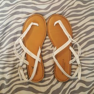 American Eagle sandals