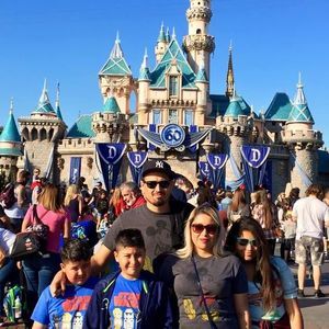 Meet your Posher, Crystal llamas