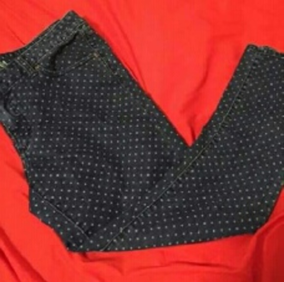 Adorable polka dot skinny jeans