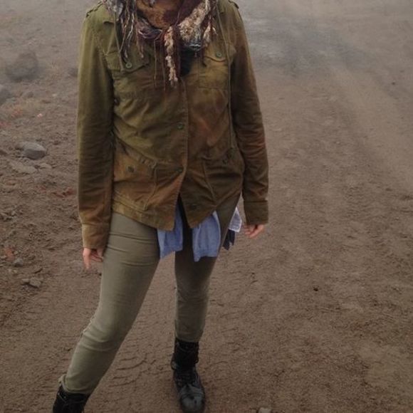 Meet your Posher, Alyssa