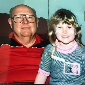 Meet your Posher, Janara