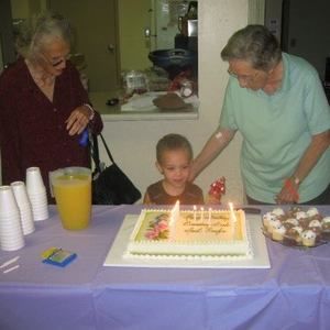 Meet your Posher, Ronni