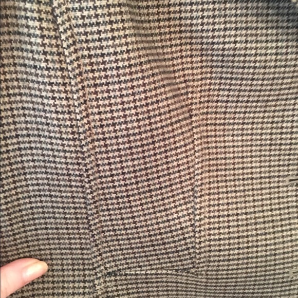 Three Button Ann Taylor Tweed Blazer 10P 10 Petite - Picture 4 of 4