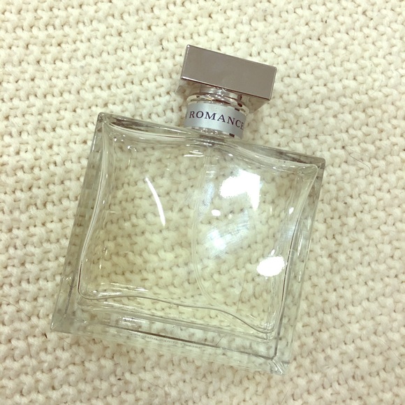 Ralph Lauren Romance Perfume - Eau De Parfum