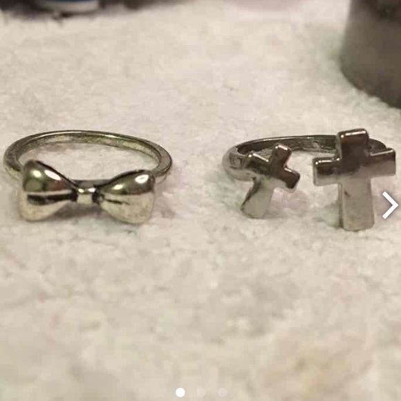 BRANDY MELVILLE SILVER RINGS