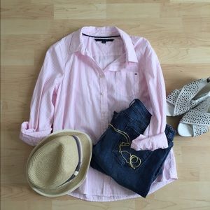 Winter Clearance! Tommy Hilfiger >> Button Up
