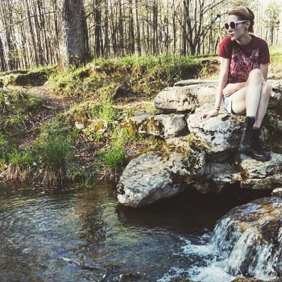 Meet your Posher, Katie - Picture 3 of 7