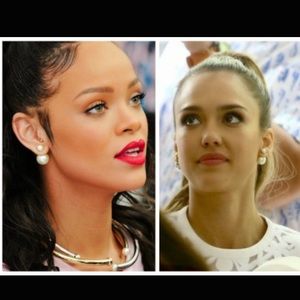 DOUBLE SIDED PEARL EARRINGS