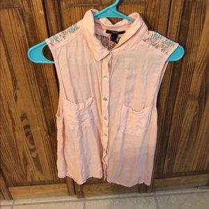 Blush lace detailing button up no-sleeve shirt