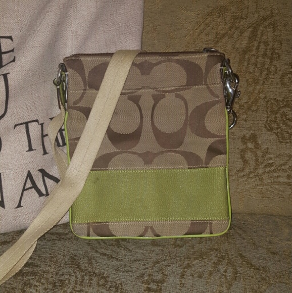 Authentic Coach cross body - Picture 2 of 4