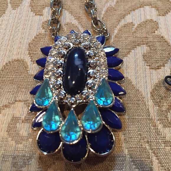 Blue Rhinestone Statement Necklace - Picture 2 of 3