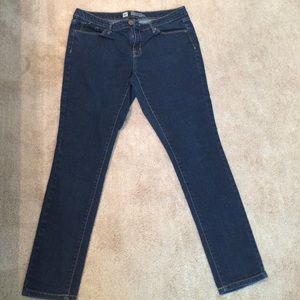Mossimo skinny.