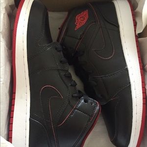 perfect condition comes with original box
