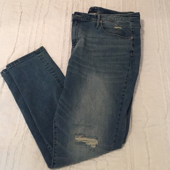 Ava & Viv plus size distressed skinny jeans
