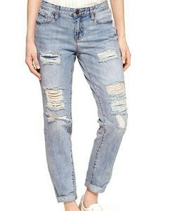 Destructed GAP Boyfriend Jeans