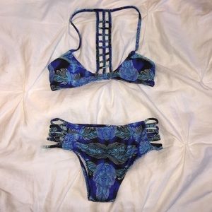 Bikini/cheeky bottoms