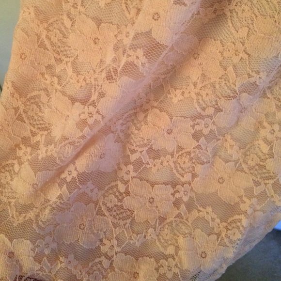 Floral dress 🌸🌺 - Picture 2 of 4