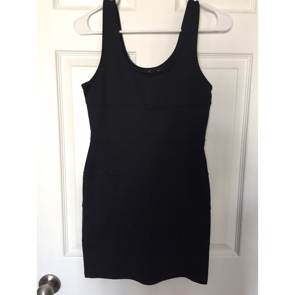 Forever 21 fitted black dress.