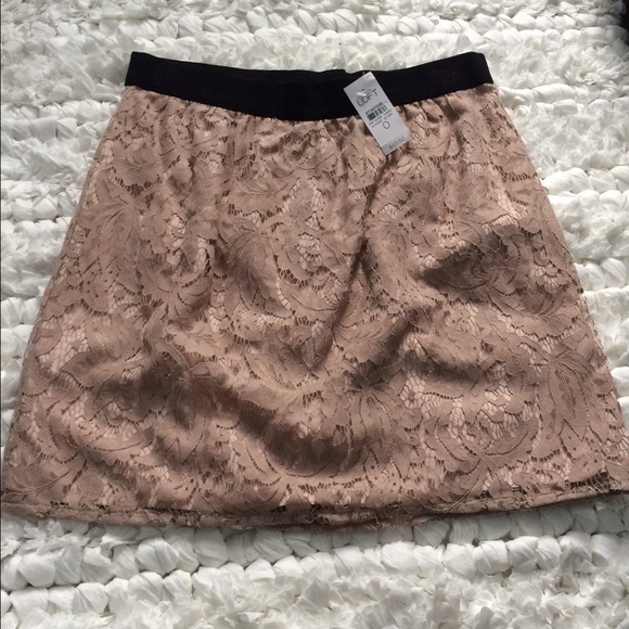 LOFT pink lace mini-skirt