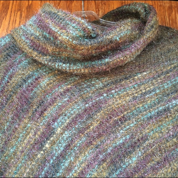 SOLD on eBay -NORDSTROMS poncho ~ made in Italy. - Picture 4 of 4