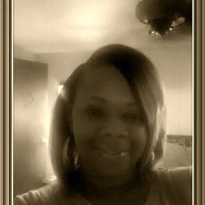 Meet your Posher, Latesha