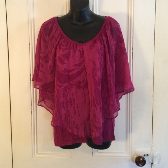 Dark & light pink top 💗