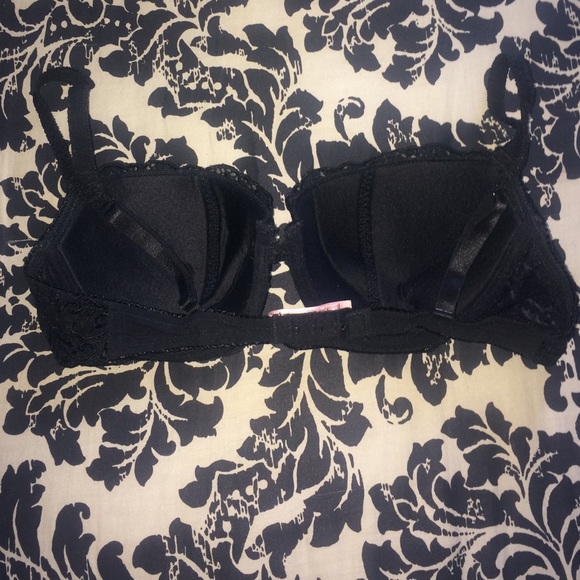Black Lace Bra by Sophie B - Picture 2 of 4