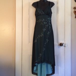 Hi-lo Semi Formal dress 💖