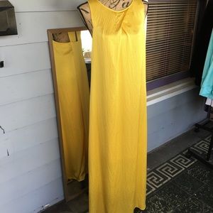 BANANA REPUBLIC SILK GOWN